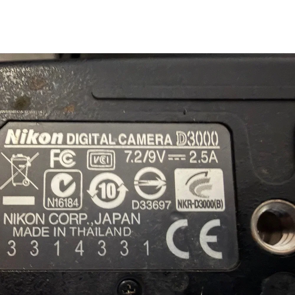 Nikon D3000 DSLR Camera Bundle 3 Lenses 18-55mm 55-200mm 70-300mm